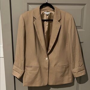 Vintage Pendleton Camel Blazer! 2 Front Pockets & Single Button. Classic. Lined